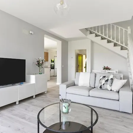 Casa De Playa En Toro, Chalet Llanes