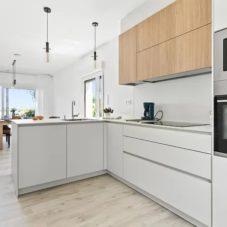 Casa De Playa En Toro, * Llanes